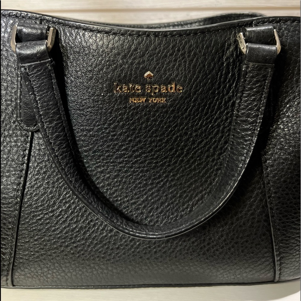 Kate Spade Crossbody- Authentic - Picture 2 of 8